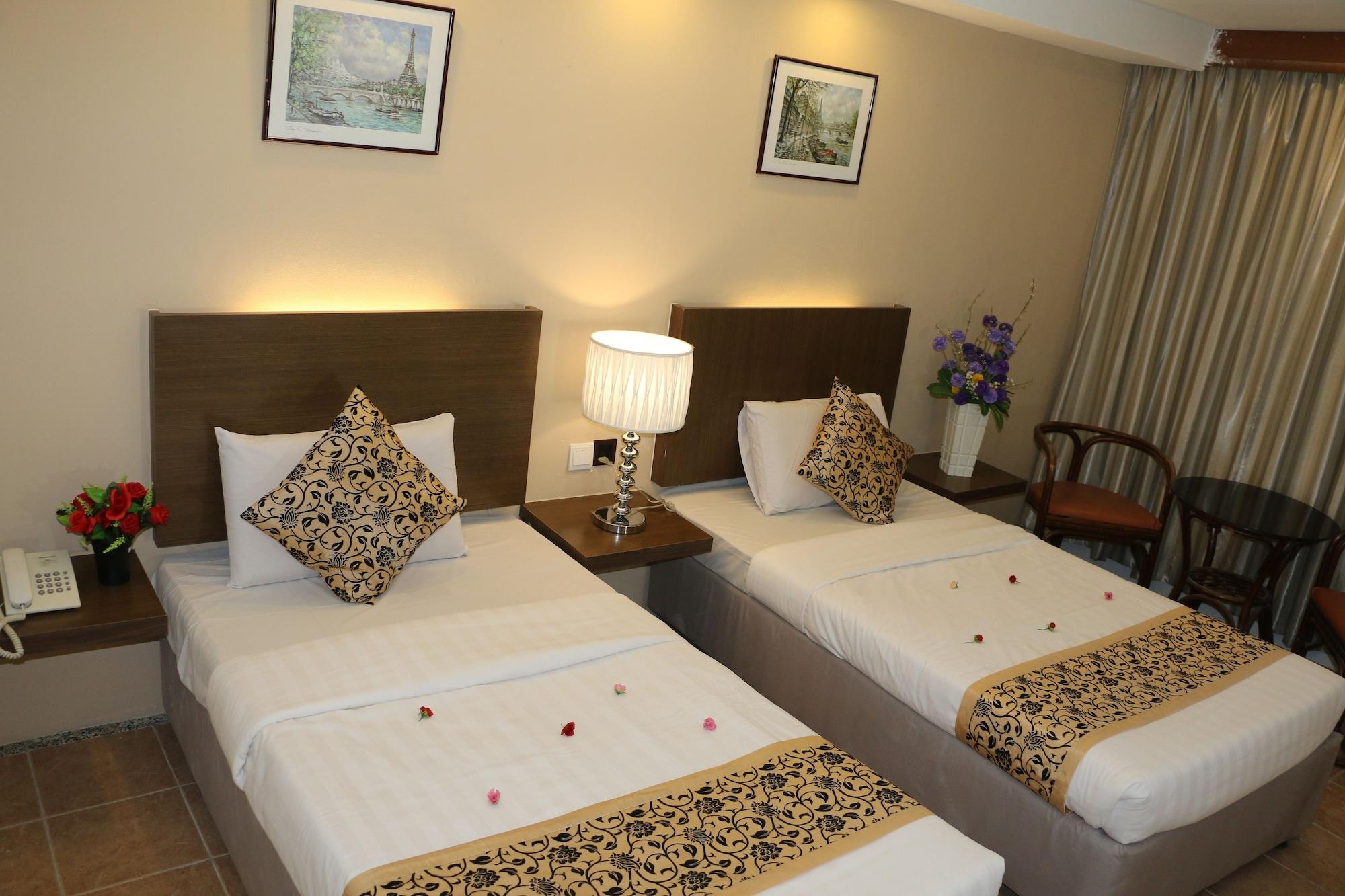 Eagle Bay Hotel Langkawi Exterior photo
