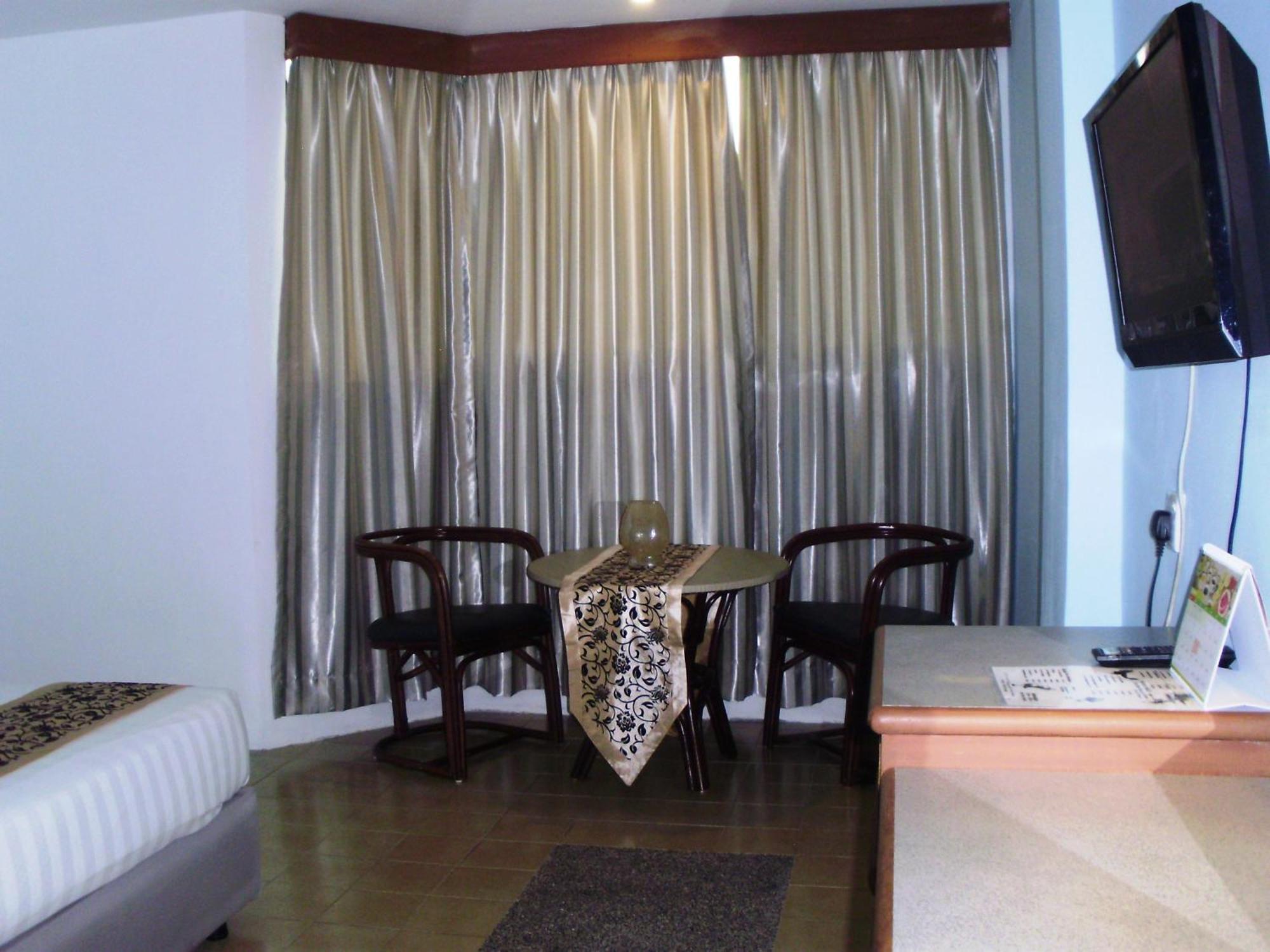 Eagle Bay Hotel Langkawi Room photo